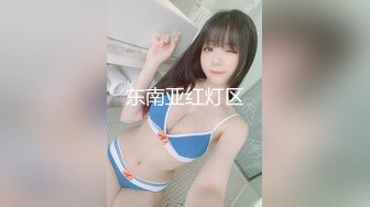 【新片速遞】   两个黑鬼玩弄熟女少妇，大粗鸡巴连菊花都干了，前后抽插口交大大鸡巴，各种体位爆草蹂躏，精彩又刺激别错过[1.13G/MP4/01:43:00]