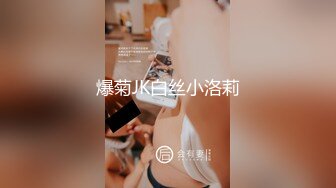  三个00后嫩妹妹！炮友没在女女互玩！双头龙抽插嫩穴，骑乘位互怼