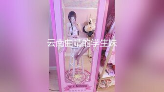 【成都酒店偷拍小萝莉】倒立口交，抽打屁股，抠穴毒龙，小情侣玩得真尽兴，近距离镜头直对蜜穴