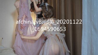 白貌美~新合集【小奶包】丰满诱人的白虎御姐~屁股超大~假屌自慰喷水~深情舔【14V】  (7)