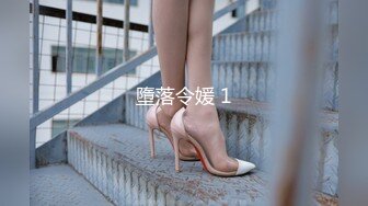 性感黑衣牛仔裤妹子啪啪翘起屁股深喉口交后入大力抽插猛操