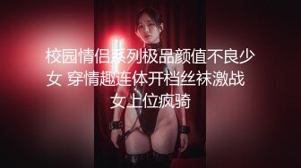 娇小可爱的小黄毛妹子，颜值很高奶子很大跟大鸡巴哥激情啪啪，口交大鸡巴主动上位抽插，浪叫呻吟跟狼友撩骚