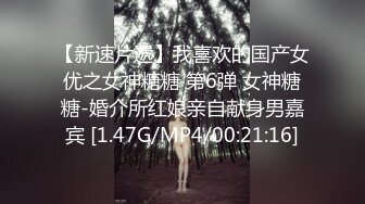 商城跟随偷窥漂亮牛仔裙小姐姐 皮肤白皙 小骚丁紧紧卡在屁沟里