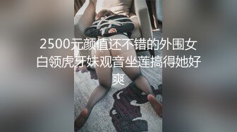   最强母子乱伦 披风少年爱老妈 洗完澡爆肏正在看黄片的老妈 一起欣赏老外做爱