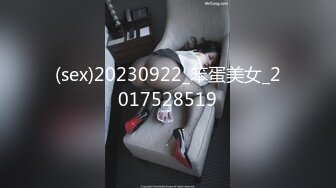 老师家访学生家庭被妈妈美貌吸引趁着家里没人强上离异小少妇