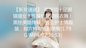 这俩妹子身材这么棒苗条高挑的身材颜值也不错啊