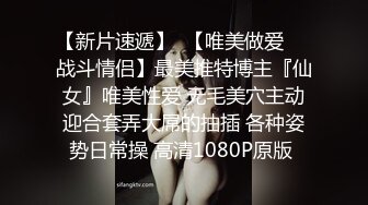 SWAG 室友趁我来姨妈困的时候让我给他口爆 Lingjiang